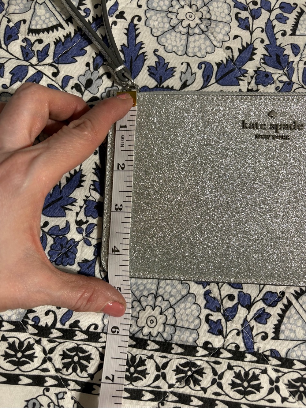 NWOT Kate Spade Silver Glitter Wristlet versatile slim party formal NYE - Picture 2 of 7